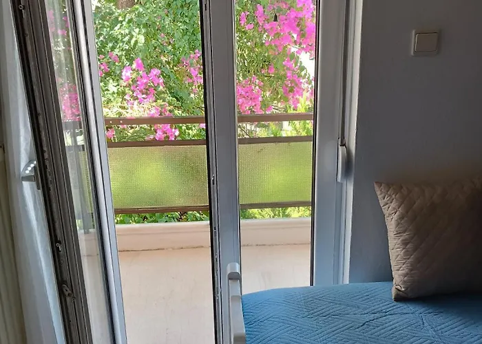 Central Cosy Family Apartment